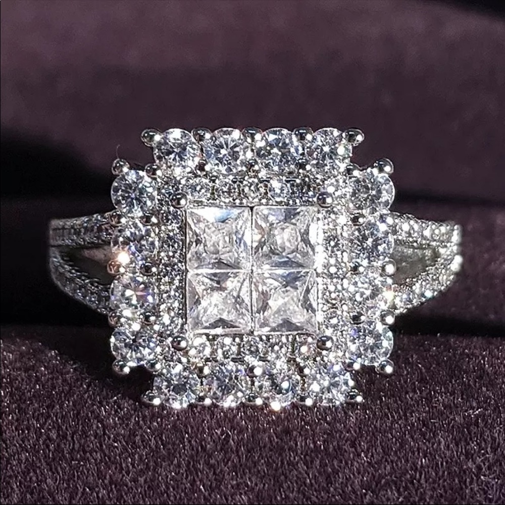 2.57ct Princess Cut Diamond Engagement new Ring - Picture 2 of 7